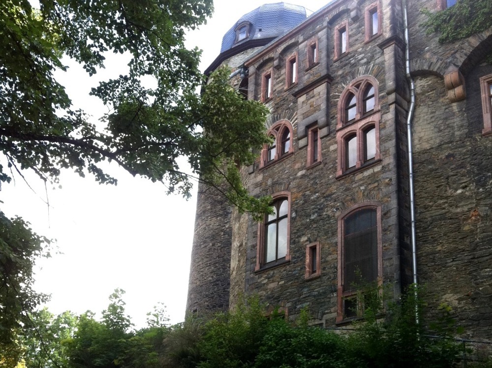 imposanter Anblick auf die Burganlage