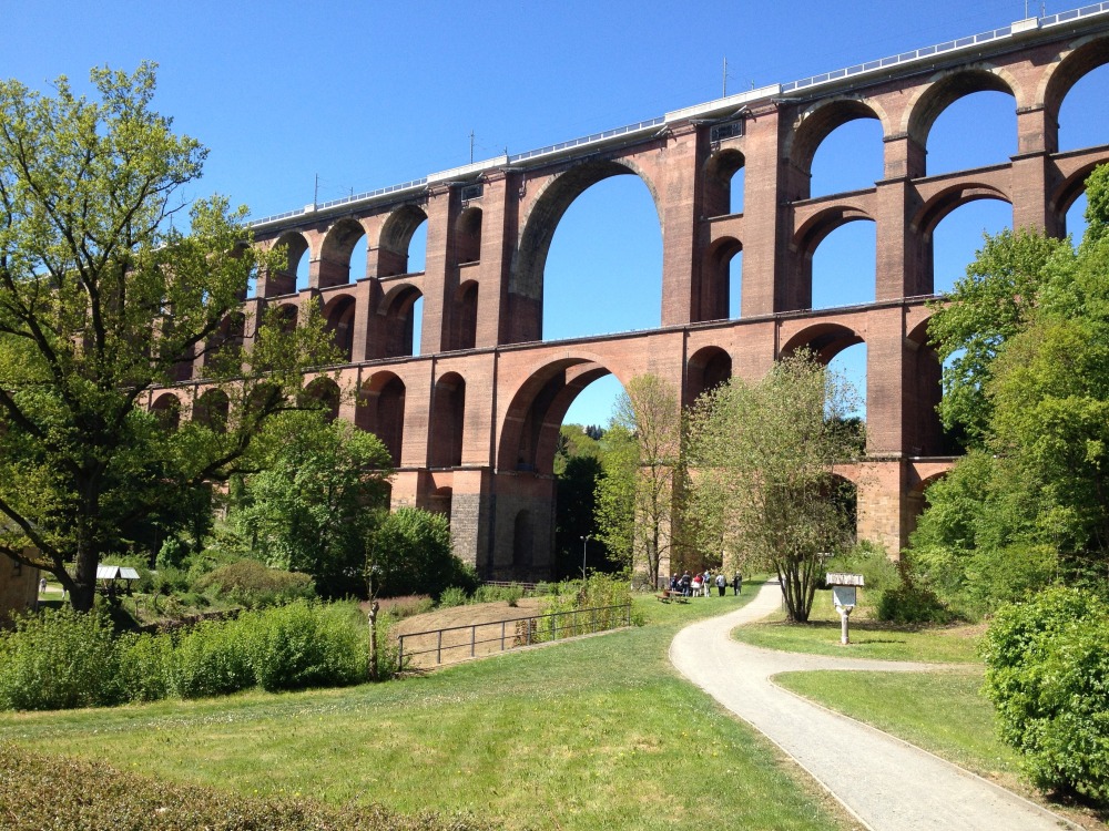 Gltzschtalbrcke an einem Sommertag