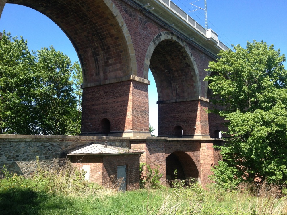 Erste Bgen, von der Seite kommend, der Gltzschtalbrcke