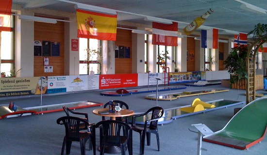 Minigolf in Eibenstock in der Minigolfhalle