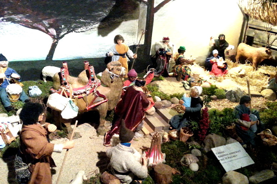 Geburt von Jesus in einem Stall in Bethlehem