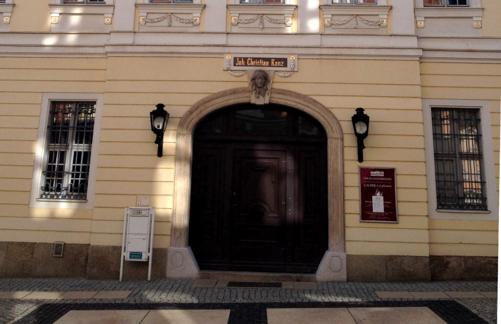 Eingang vom Vogtlandmuseum